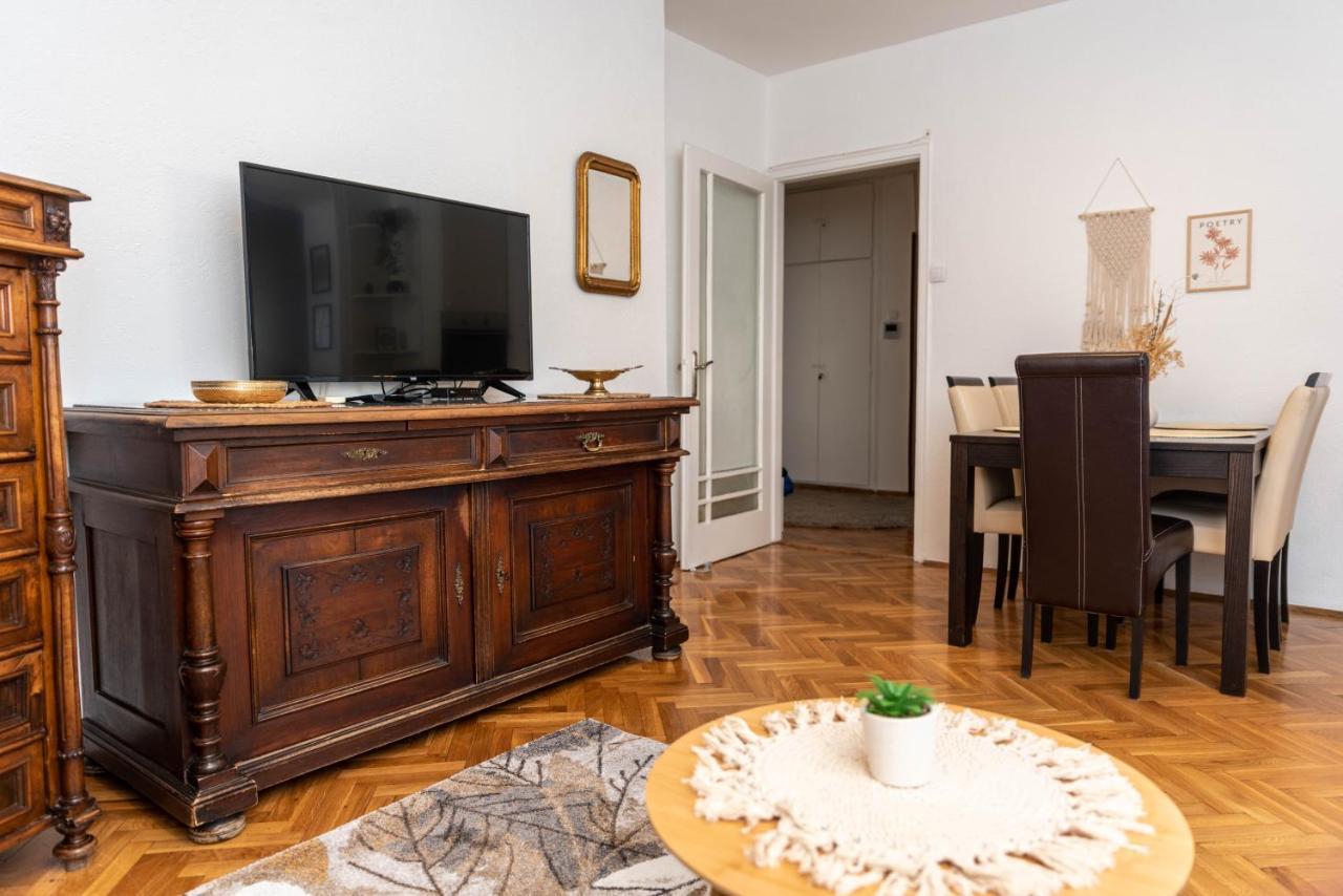 Sweet House Parlament Apartment Belgrade Luaran gambar